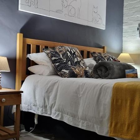 Hermanus 13 On 2Nd Guest Rooms Exterior foto